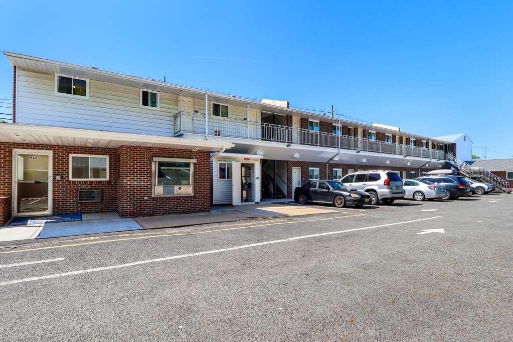 Americas Best Value Inn Avenel Woodbridge Zewnętrze zdjęcie